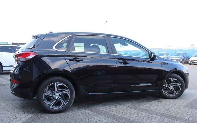 Hyundai I30 cena 88400 przebieg: 22697, rok produkcji 2022 z Chełm małe 301